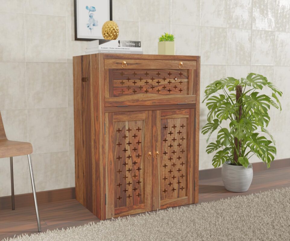 Solid sheesham wood furniture buying guide India